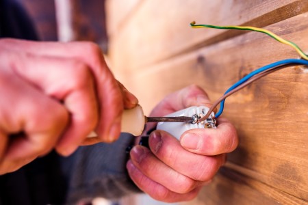 Why electrical repairs should always be done by new haven electricians